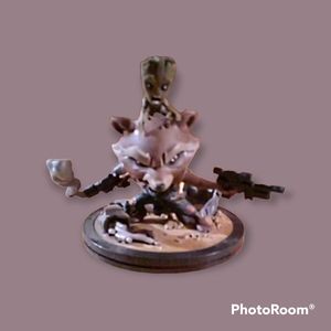 QFig Rocket Raccoon & Groot